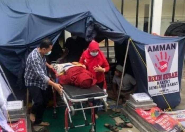 Aksi Mogok Makan di Depan Kantor Komnas HAM Tetap Berlanjut, Meski Sudah 5 Peserta Dilarikan Ke RS