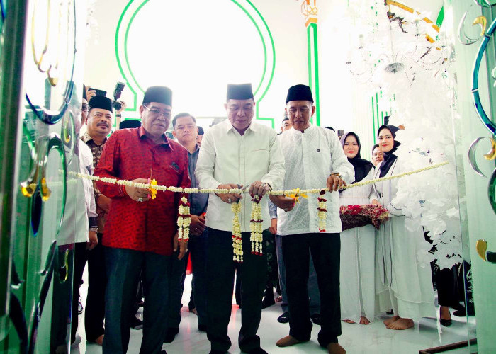 Bupati Toha Tohet Resmikan Masjid Al Ikhlas Karang Anyar, Simbol Gotong Royong dan Keikhlasan Warga 