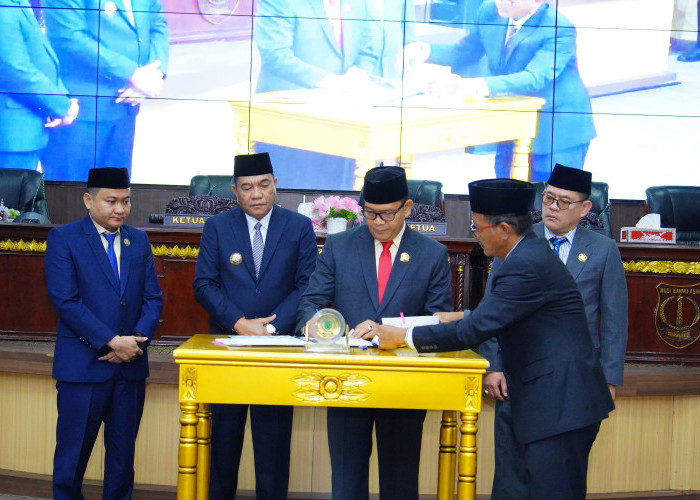 KUPA PPAS-P RAPBD-P Muba TA 2025 Disepakati, Bupati dan DPRD Tandatangani Nota Kesepakatan