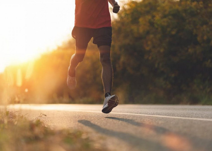 Ketahui 8 Manfaat Jogging di Sore Hari Bagi Kesehatan Tubuh