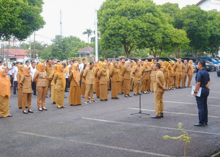 Perdana Pimpin Apel Pagi, Wakil Bupati Muba Minta ASN Terus Tingkatkan Pelayanan dan Kedisiplinan