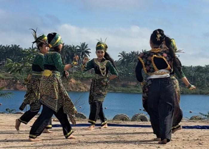 Tari Tradisi Kreasi Asal Sungai Lilin Ikuti Lomba Ditingkat Nasional