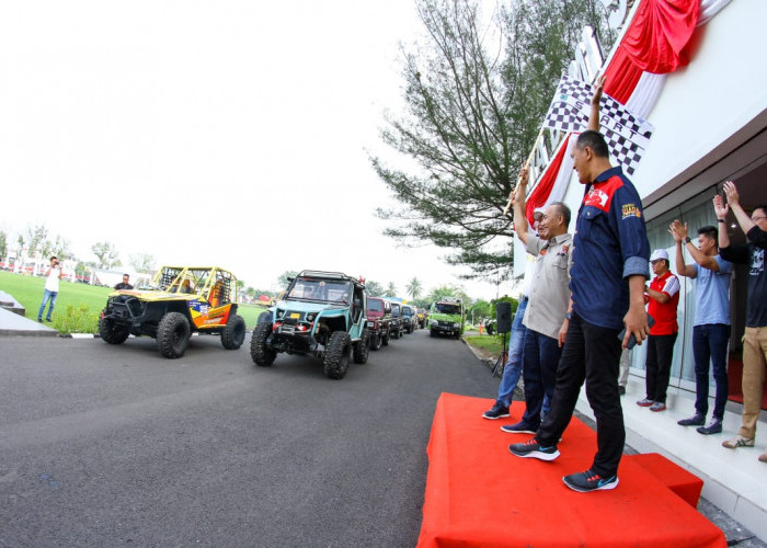 Pj Bupati Apriyadi Lepas Peserta Adventure Offroad Mini Seri III