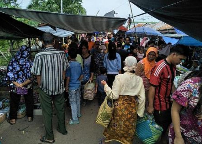 Pasar Kalangan di Sanga Desa Selalu Diserbu Warga, Ini Penyebabnya  