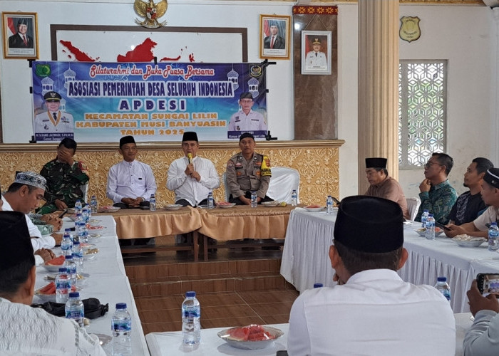 Apdesi Sungai Lilin Gelar Bagi-bagi Takjil Sekaligus Buka Bersama