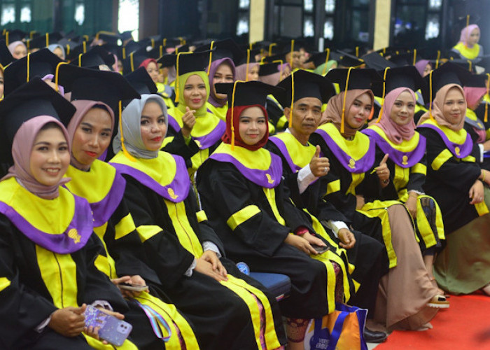 Ini Harapan Gubernur,  Pada  Kalangan Intelektual Alumni UT