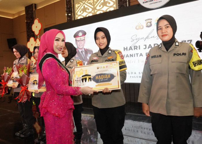 Lima Polwan Bhabinkamtibmas di Sumsel Dapat Hadiah Umrah dari Kapolda, Salah satumya dari Polsek Babat Toman