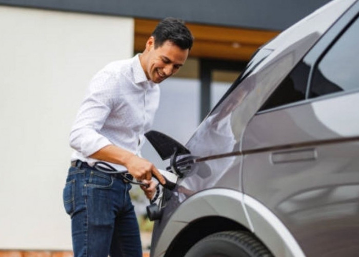 Inggris Akan Terapkan Pajak Berdasarkan Jarak Tempuh untuk Mobil Listrik Mulai 2028