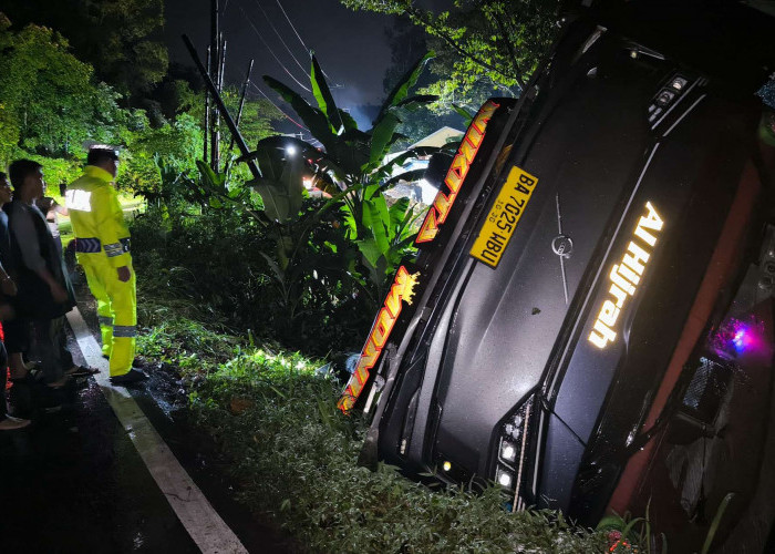 Bus PO Anugerah Terjun ke Jurang di Lahat, Respons Cepat Polisi Setelah Laporan 110