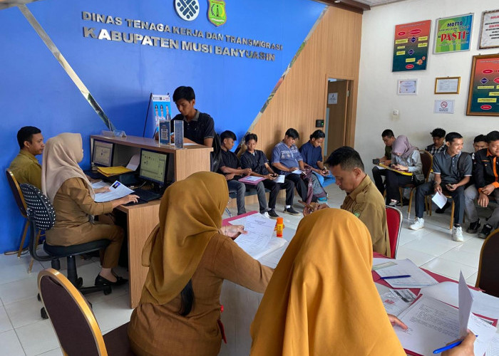 Disnakertrans Muba Layani 478 Pencari Kerja di Akhir 2025, Pelayanan Kartu Kuning Dinilai Sangat Baik