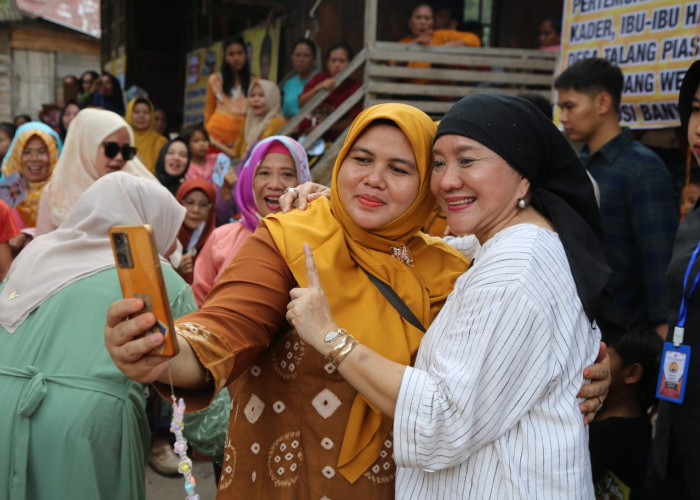 Inisiatif Berani Lucianty: Hibahkan Gajinya Sebagai Bupati untuk Seluruh Desa di Muba