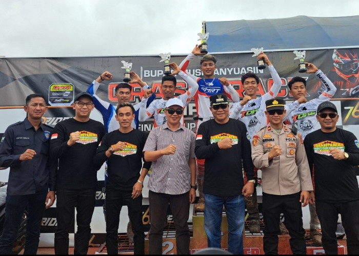 Bupati Muba Buka Grasstrack Championship di Mekar Jadi Sungai Lilin, Dorong Promosi Telaga Sena dan UMKM Lokal