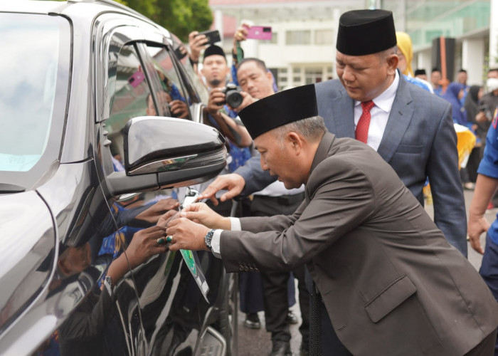 Sanksi Tegas Jika Pada Kendaraan Dinas Tidak Ada Logo Pemkab