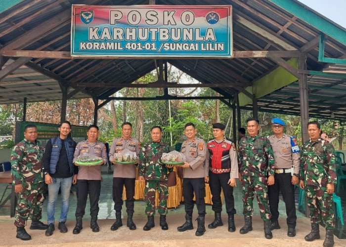 Sambut HUT ke-81 TNI, Polsek Sungai Lilin Bersama Polsek Babat Supat dan Keluang Sambangi Koramil