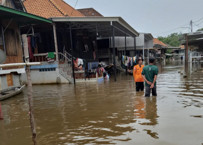 Banjir Masih Tinggi, Kapolres Perintahkan Seluruh Polsek Lakukan Patroli Jaga Keamanan