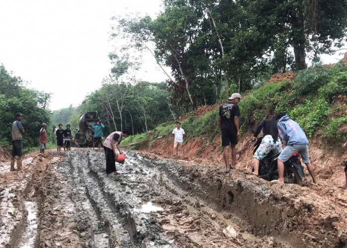 Pemkab Muba Janji Bakal Segera perbaiki Jalan Talang Simpang-Rukun Rahayu, Anggarkan Dana 9,4 M