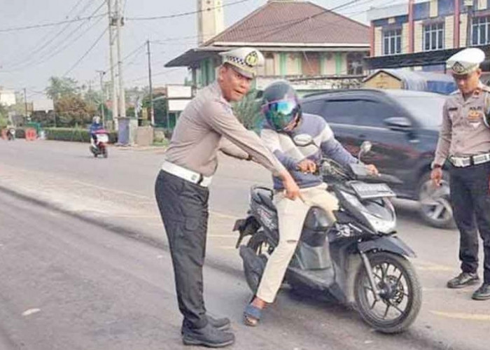 Jalintim Palembang–Betung Bergelombang di 15 Titik, Ancaman Nyata Bagi Pengendara Motor