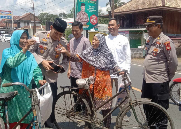 Warga Ngulak 1 Dapat Kejutan Dari Kapolres Muba