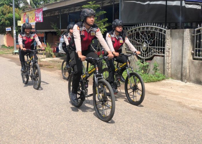 Jalin Silaturahmi, Sat Samapta Polres Muba Patroli Bersepeda                 
