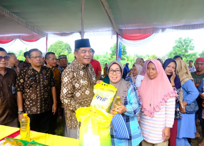 Operasi Pasar Murah Hadir di Plakat Tinggi, Pemkab Muba Subsidi Harga Demi Ringankan Beban Warga