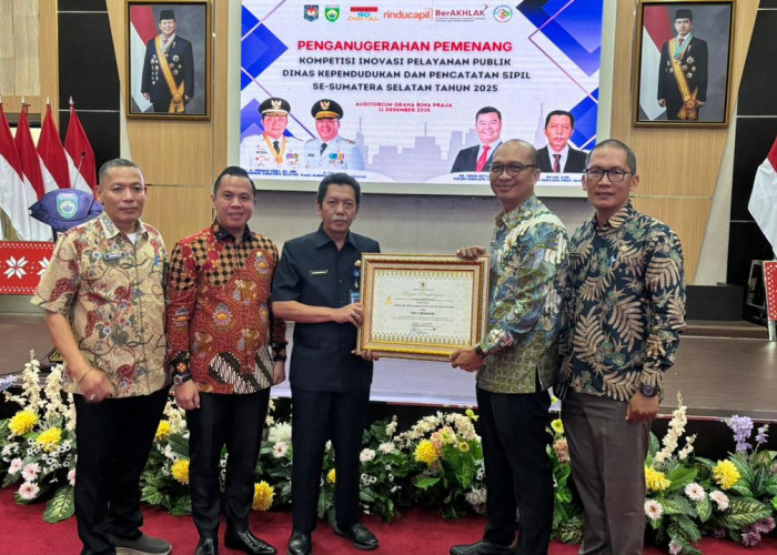 Disdukcapil Muba Masuk Top 3 Inovator Pelayanan Publik se-Sumsel Berkat Program 'PELUK JAUH'
