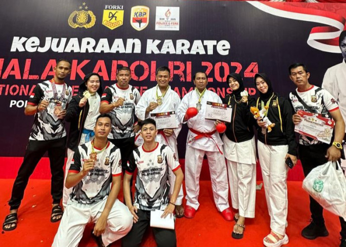 Membanggakan, Kapolsek Lalan dan Anggota Samapta Polres Muba Raih Juara di Kejurnas Karate Kapolri Cup