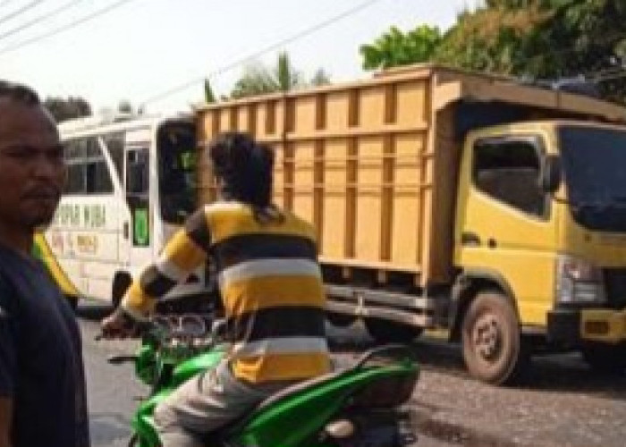 Hendak Bawa Altet Arung Jeram Ke Lubuk Linggau, Mobil Bus PPLD Muba Alami Kecelakaan