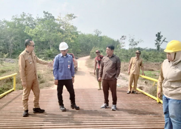 Jembatan Besi Rampung, Warga Babat Supat Tak Lagi Menyeberang di Atas Batang Kelapa