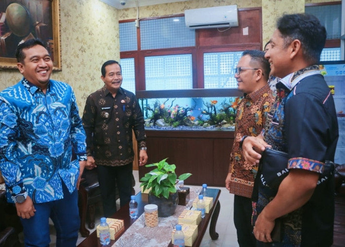 Wabup Muba Evaluasi Kerja Sama Kelistrikan dengan PLN UID S2JB, Dorong Perluasan Program Listrik Desa