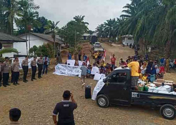 Puluhan Karyawan Perkebunan di Muba Demo, Minta Kenaikan Upah Sesuai UMK