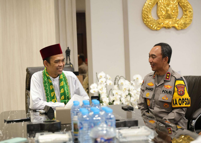 Ustaz Abdul Somad Jadi Khatib Jumat di Mapolda Sumsel, Ingatkan Tugas Polisi Adalah Amanah