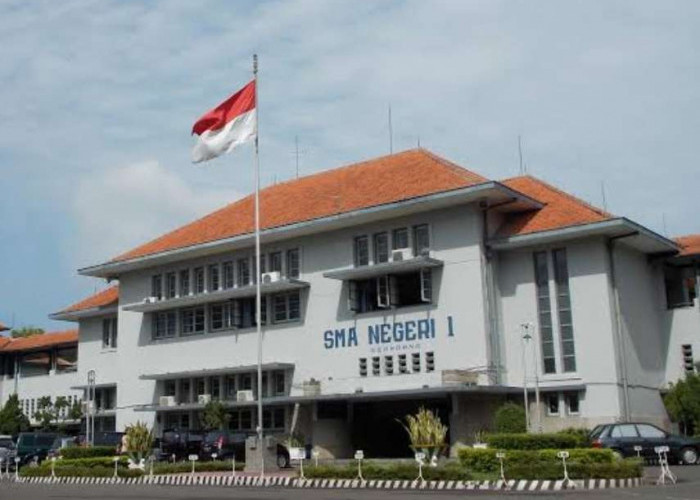 Berdiri Hingga Sekarang, Inilah 5 Sekolah Tertua Yang Ada di Indonesia