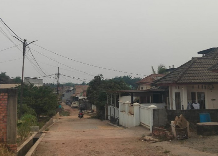 Warga Perumahan Lilin Asri Keluhkan Tegangan Listrik Tak Stabil, Elektronik Disebut Banyak Rusak