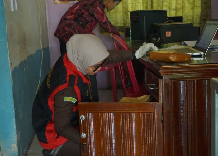 Diduga Gelapkan Dana BOS, Kejaksaan Negeri Geledah SMK IT di Bengkulu