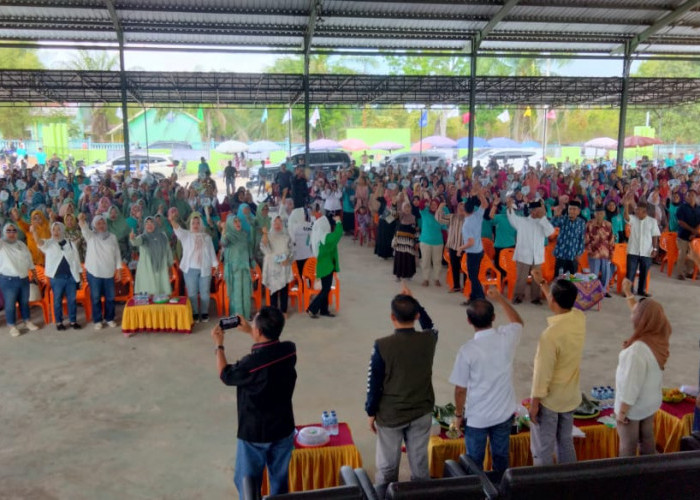 Warga Muara Teladan Antusias Sambut Hj. Lucianty dan H. Syaparuddin, Beri Solusi Ibu-ibu Pengajian dan Petani