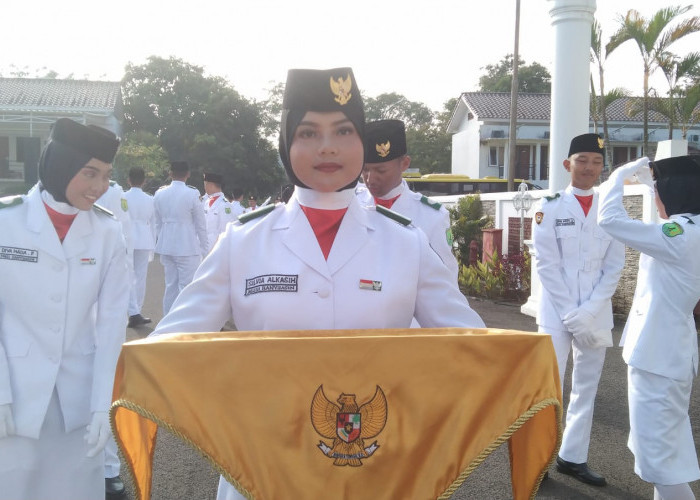 Ditunjuk 2 Hari Sebelum Upacara, Silvia Merasa Deg-Degan Bawa Baki Bendera