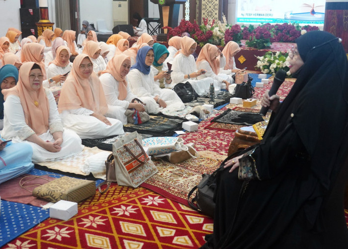 Jelang Ramadhan 1447 H, TP PKK Sumsel Perkuat Spiritualitas Lewat Sholat Tasbih dan Tausiyah di Griya Agung