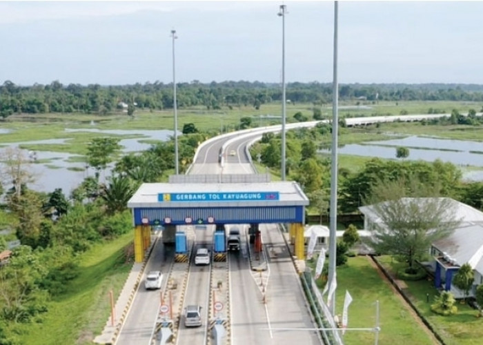 Libur Panjang Picu Lonjakan Arus Kendaraan di Tol Trans Sumatera Meski Diguyur Hujan