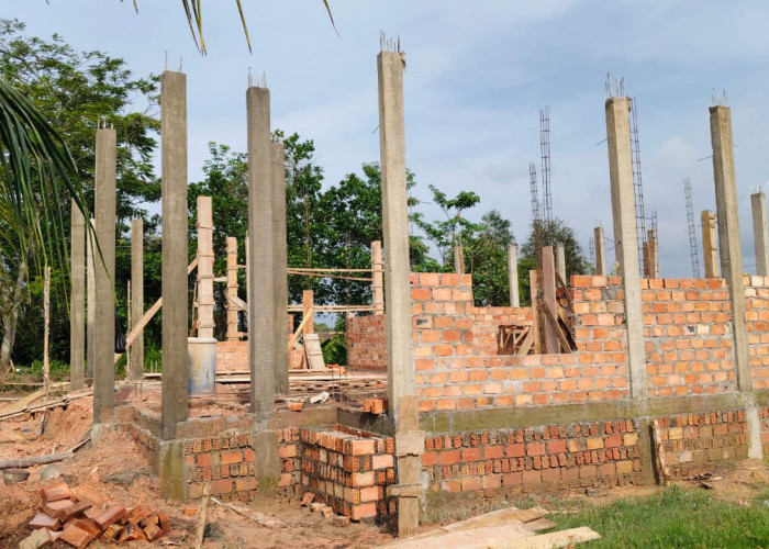 Pemkab Muba Bangun Gedung Kantor Desa Desa Pinang Banjar 