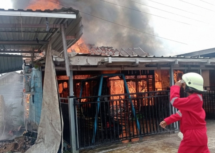 Api Lalap Tiga Rumah di Soak Baru Sekayu, Satu Warga Alami Luka Bakar