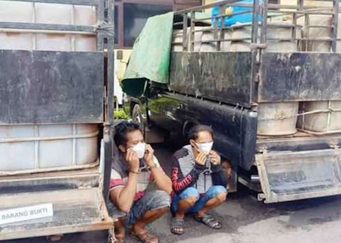 Polisi Amankan 2 Kendaraan Pengangkut Minyak Putih Ilegall, Dari Babat Toman Tujuan Gudang di Palembang