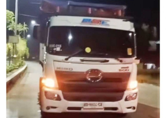 Viral Truk Batubara Terobos Pos Dishub Muratara, Polisi Dalami Dugaan Pengawalan