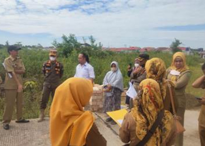 Warga Palem Hijau, Pertanyakan Pembangunan Kolam Retensi