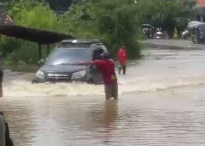Terendam Banjir, Jalinteng Sekayu - Lubuk Linggau Ditutup