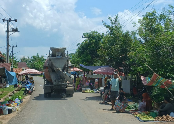 Miris, Kondisi Pasar Kalangan di Desa Kertayu Makin Sepi