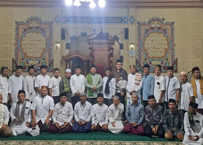Masjid Agung Darussalam Sungai Lilin Gelar kegiatan Nuzulul Quran Sekaligus Santunan Anak Yatim