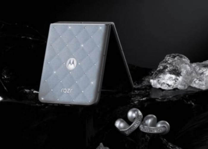 Motorola Rilis Razr 2025 Edisi Swarovski, Smartphone Lipat dengan Sentuhan Kristal Mewah