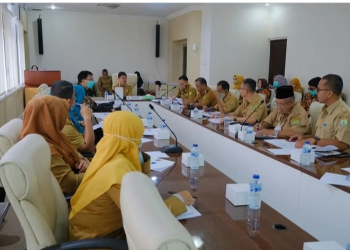 Kok Bisa, Tidak Semua PNS dapar THR dan Gaji ke 13. Ini Kriterianya