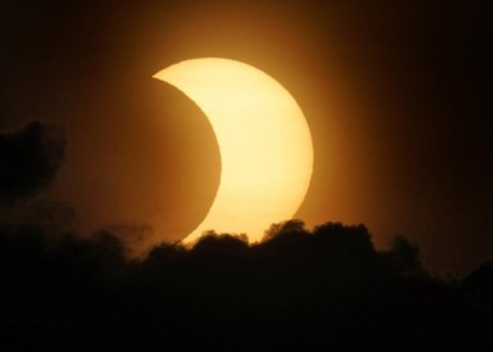 Empat Gerhana Matahari dan Bulan di 2024, Ini Wilayah yang Bisa Melihat Fenomenanya