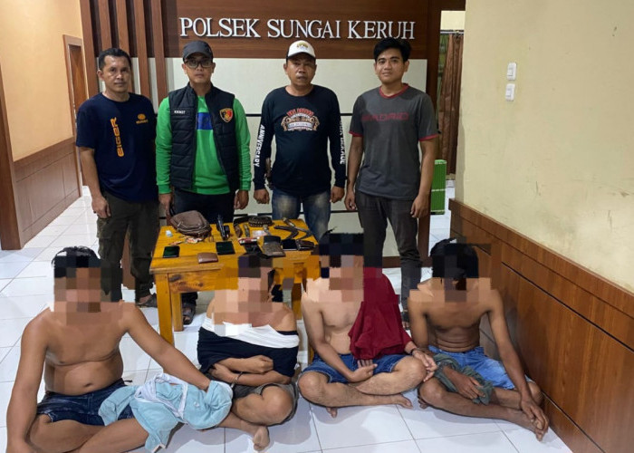 Polsek Sungai Keruh Amankan 5 Orang, Kedapatan Bawa Sajam, Senpi Hingga Narkoba